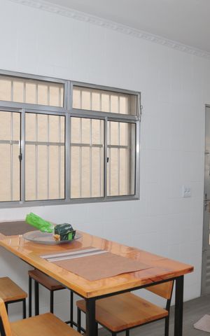 Casa à venda com 159m², 3 quartos e 2 vagas Casa à venda com 159m², 3 quartos e 2 vagasCozinha