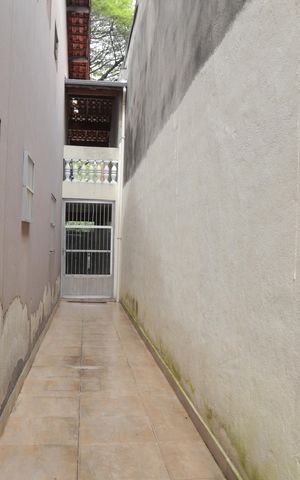 Casa à venda com 159m², 3 quartos e 2 vagas Casa à venda com 159m², 3 quartos e 2 vagasQuintal
