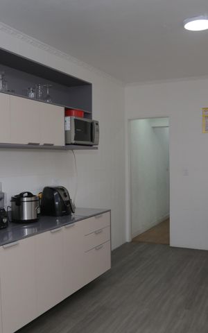 Casa à venda com 159m², 3 quartos e 2 vagas Casa à venda com 159m², 3 quartos e 2 vagasCozinha