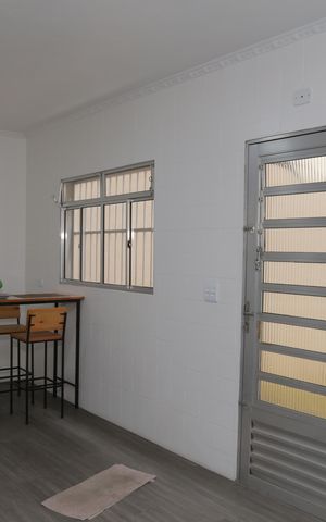 Casa à venda com 159m², 3 quartos e 2 vagas Casa à venda com 159m², 3 quartos e 2 vagasCozinha