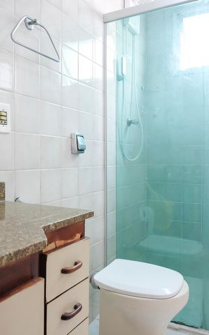 Apartamento para alugar com 65m², 2 quartos e 2 vagasBanheiro