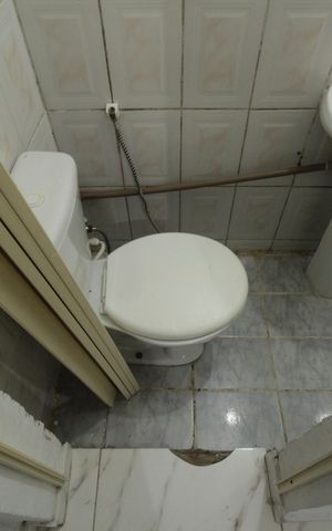 Casa de condomínio para alugar com 55m², 1 quarto e sem vagaBanheiro