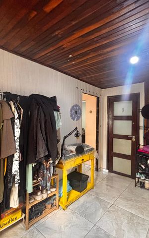 Casa para alugar com 225m², 2 quartos e 2 vagas Casa para alugar com 225m², 2 quartos e 2 vagasCloset suíte