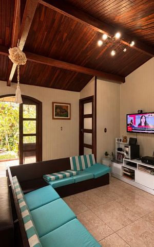 Casa para alugar com 225m², 2 quartos e 2 vagas Casa para alugar com 225m², 2 quartos e 2 vagasSala