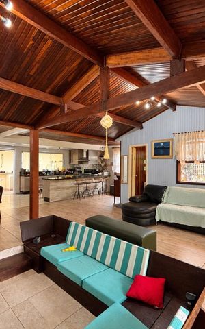 Casa para alugar com 225m², 2 quartos e 2 vagas Casa para alugar com 225m², 2 quartos e 2 vagasSala