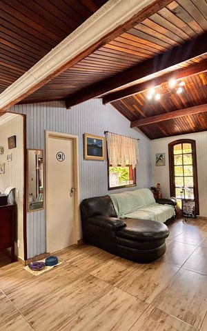 Casa para alugar com 225m², 2 quartos e 2 vagas Casa para alugar com 225m², 2 quartos e 2 vagasSala