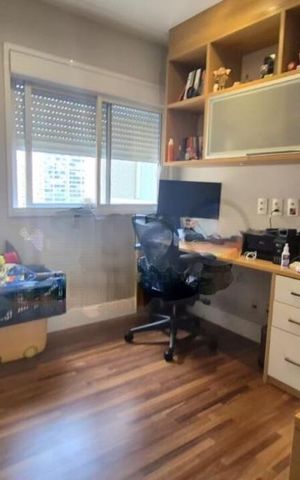 Apartamento à venda com 161m², 3 quartos e 3 vagas