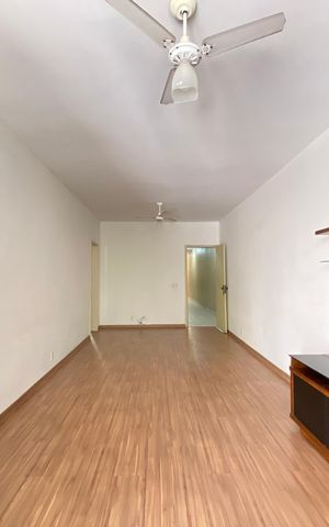 Apartamento para alugar com 102m², 2 quartos e 1 vaga