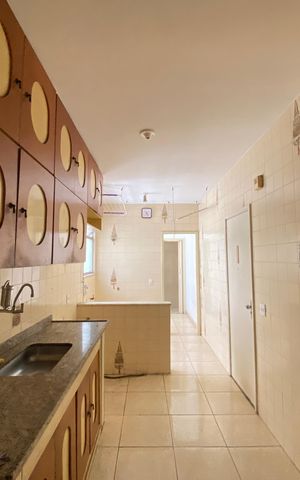 Apartamento para alugar com 102m², 2 quartos e 1 vaga