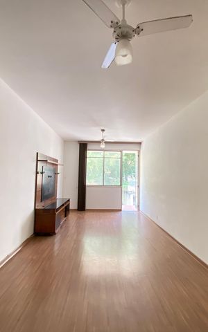Apartamento para alugar com 102m², 2 quartos e 1 vaga