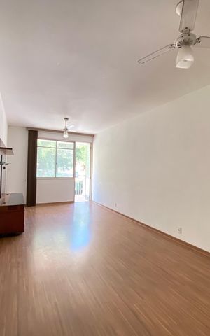 Apartamento para alugar com 102m², 2 quartos e 1 vaga
