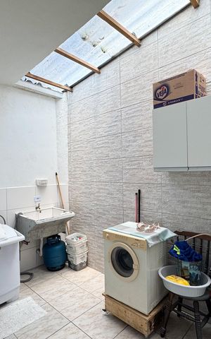 Casa para alugar com 80m², 3 quartos e 1 vaga Casa para alugar com 80m², 3 quartos e 1 vagaÁrea de Serviço