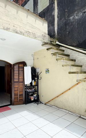 Casa para alugar com 80m², 3 quartos e 1 vaga Casa para alugar com 80m², 3 quartos e 1 vagaSacada