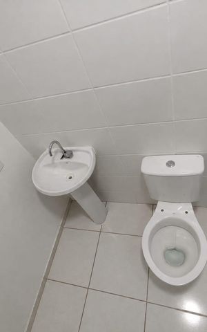 Apartamento para alugar com 47m², 2 quartos e 1 vaga Apartamento para alugar com 47m², 2 quartos e 1 vagaBanheiro