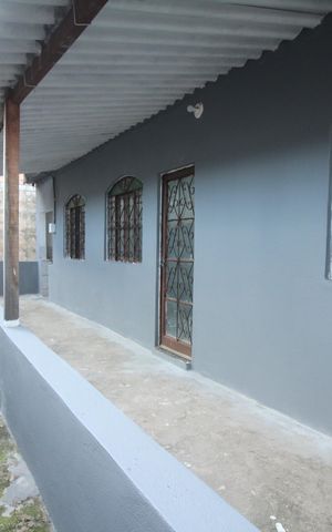 Casa para alugar com 120m², 1 quarto e 1 vagaQuintal