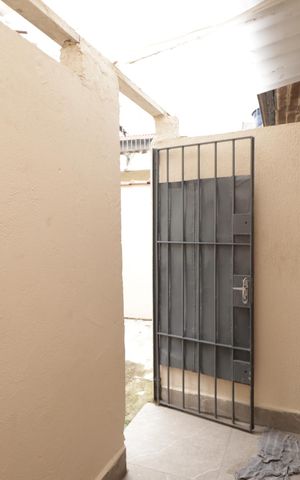Casa para alugar com 20m², 1 quarto e sem vagaÁrea de Serviço