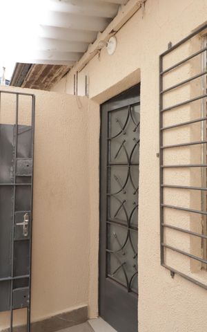 Casa para alugar com 20m², 1 quarto e sem vagaÁrea de Serviço