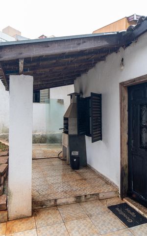 Casa para alugar com 50m², 2 quartos e 1 vagaQuintal