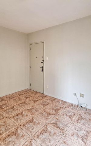 Apartamento à venda com 70m², 2 quartos e sem vaga Apartamento à venda com 70m², 2 quartos e sem vagaSala