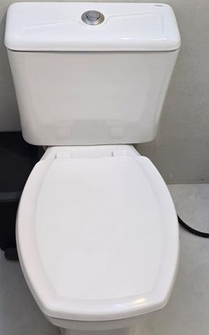 Casa de condomínio à venda com 98m², 3 quartos e 2 vagas Casa de condomínio à venda com 98m², 3 quartos e 2 vagasBanheiro Social