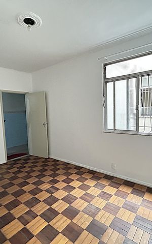 Apartamento à venda com 100m², 2 quartos e 1 vagaSala