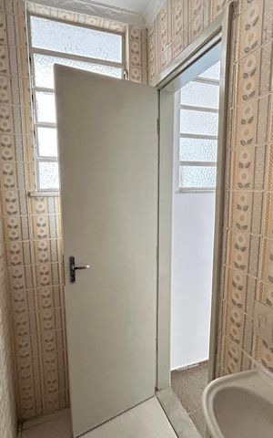 Apartamento à venda com 100m², 2 quartos e 1 vagaBanheiro de serviço