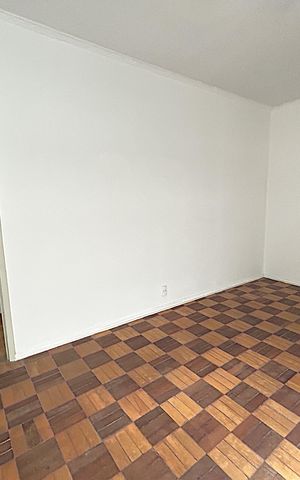 Apartamento à venda com 100m², 2 quartos e 1 vagaSala