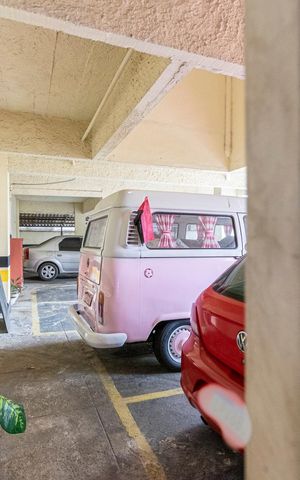 Apartamento à venda com 71m², 2 quartos e 1 vaga Apartamento à venda com 71m², 2 quartos e 1 vagaÁrea comum - Garagem
