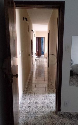 Casa à venda com 216m², 3 quartos e 2 vagas