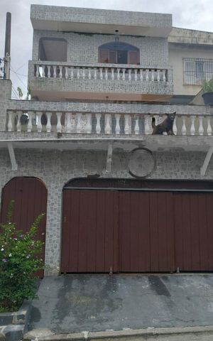 Casa à venda com 216m², 3 quartos e 2 vagas