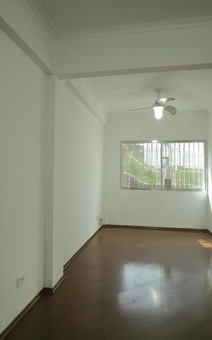 Apartamento à venda com 63m², 2 quartos e 2 vagasSala