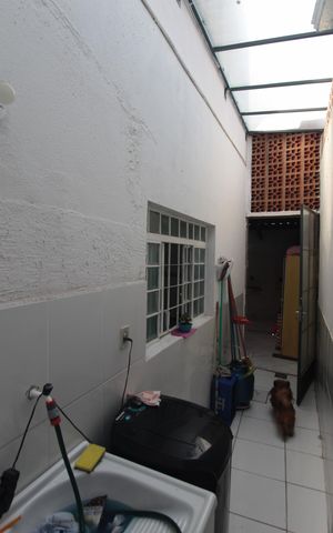 Casa à venda com 135m², 3 quartos e 4 vagasÁrea de Serviço