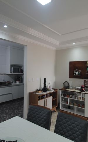 Casa à venda com 135m², 3 quartos e 4 vagasCopa
