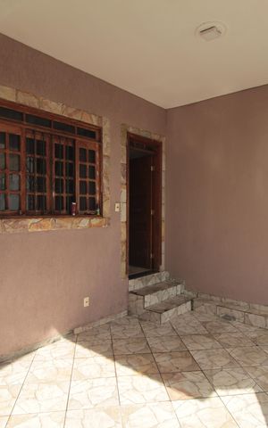 Casa à venda com 135m², 3 quartos e 4 vagasGaragem
