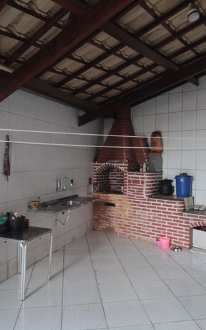 Casa à venda com 135m², 3 quartos e 4 vagasÁrea Gourmet