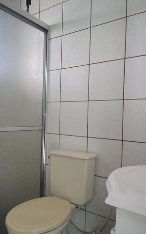 Casa à venda com 130m², 3 quartos e 1 vagaBanheiro