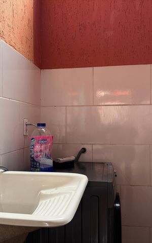 Casa de condomínio para alugar com 153m², 2 quartos e 2 vagas Casa de condomínio para alugar com 153m², 2 quartos e 2 vagasÁrea de serviço