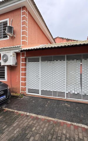 Casa de condomínio para alugar com 153m², 2 quartos e 2 vagas Casa de condomínio para alugar com 153m², 2 quartos e 2 vagasFachada
