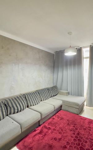 Apartamento à venda com 83m², 3 quartos e 2 vagas Apartamento à venda com 83m², 3 quartos e 2 vagasSala