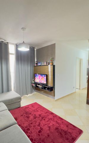 Apartamento à venda com 83m², 3 quartos e 2 vagas Apartamento à venda com 83m², 3 quartos e 2 vagasSala