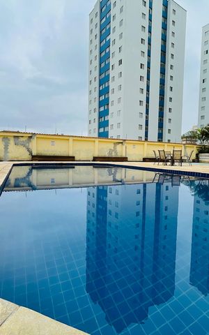 Apartamento à venda com 83m², 3 quartos e 2 vagas Apartamento à venda com 83m², 3 quartos e 2 vagasPiscina