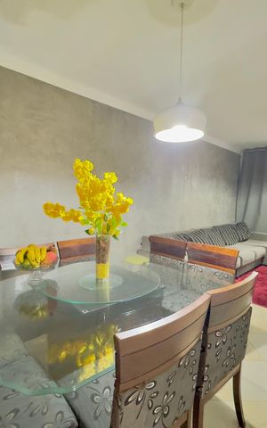 Apartamento à venda com 83m², 3 quartos e 2 vagas Apartamento à venda com 83m², 3 quartos e 2 vagasSala de Jantar