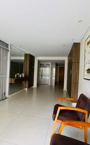 Apartamento à venda com 83m², 3 quartos e 2 vagas Apartamento à venda com 83m², 3 quartos e 2 vagasHall de entrada