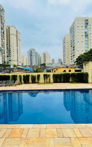 Apartamento à venda com 83m², 3 quartos e 2 vagas Apartamento à venda com 83m², 3 quartos e 2 vagasPiscina