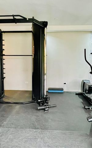Apartamento à venda com 83m², 3 quartos e 2 vagas Apartamento à venda com 83m², 3 quartos e 2 vagasAcademia