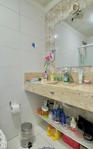 Apartamento à venda com 83m², 3 quartos e 2 vagas Apartamento à venda com 83m², 3 quartos e 2 vagasBanheiro 2