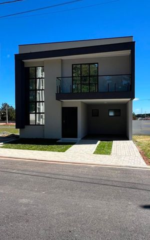 Casa de condomínio para alugar com 155m², 3 quartos e 2 vagas Casa de condomínio para alugar com 155m², 3 quartos e 2 vagasFachada