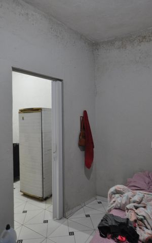 Casa à venda com 50m², 1 quarto e sem vagaQuarto