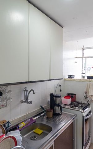 Apartamento para alugar com 68m², 2 quartos e 1 vagaCozinha e Área de Serviço
