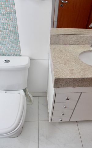 Apartamento para alugar com 130m², 3 quartos e 2 vagas Apartamento para alugar com 130m², 3 quartos e 2 vagasBanheiro da Suíte